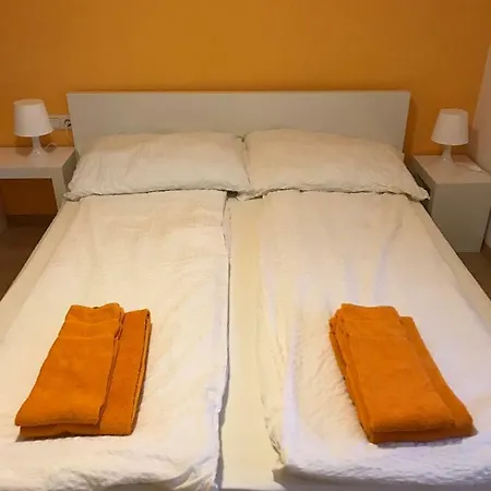 아파트 Ferienwohnung Ebner-poffet *